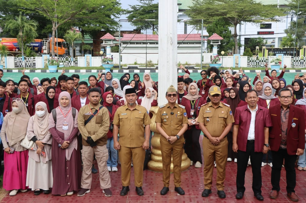 Bupati Kolaka Lepas Mahasiswa KKN USN Kolaka, Dorong Pengabdian Nyata untuk Masyarakat