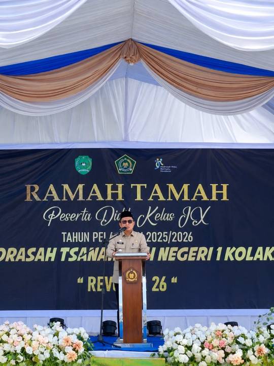 BUPATI KOLAKA HADIRI RAMAH TAMAH KELULUSAN MTSN 1 KOLAKA TA 2025/2026