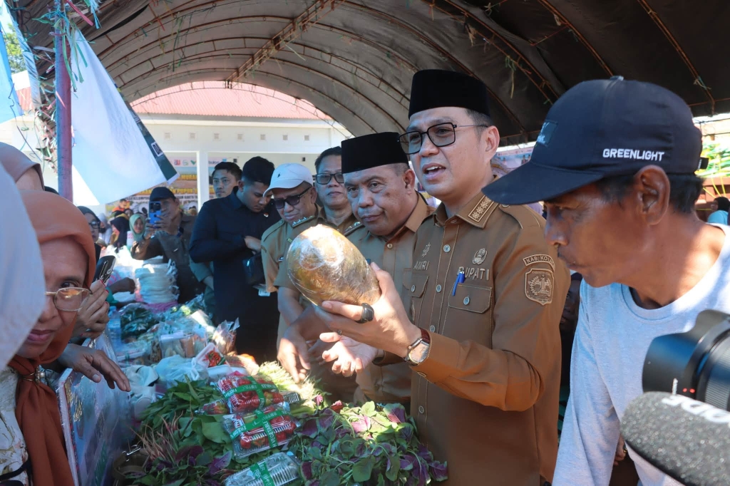 Gerakan Pangan Murah dan Bantuan Pupuk Organik, Pemkab Kolaka Perkuat Ketahanan Pangan dan Dukung KWT